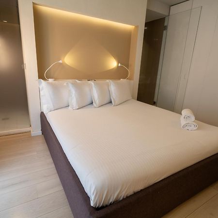 Lake Drive Rooms&Apartments Тирана Экстерьер фото