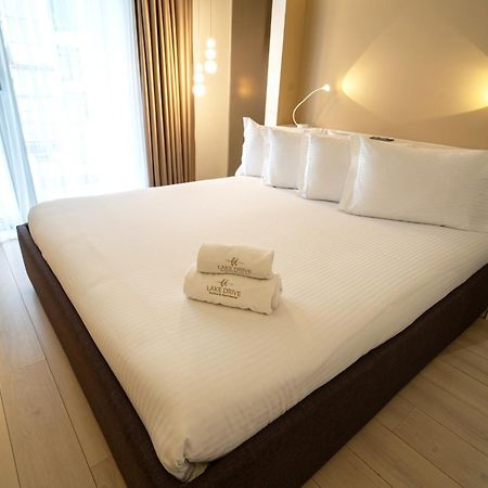 Lake Drive Rooms&Apartments Тирана Экстерьер фото