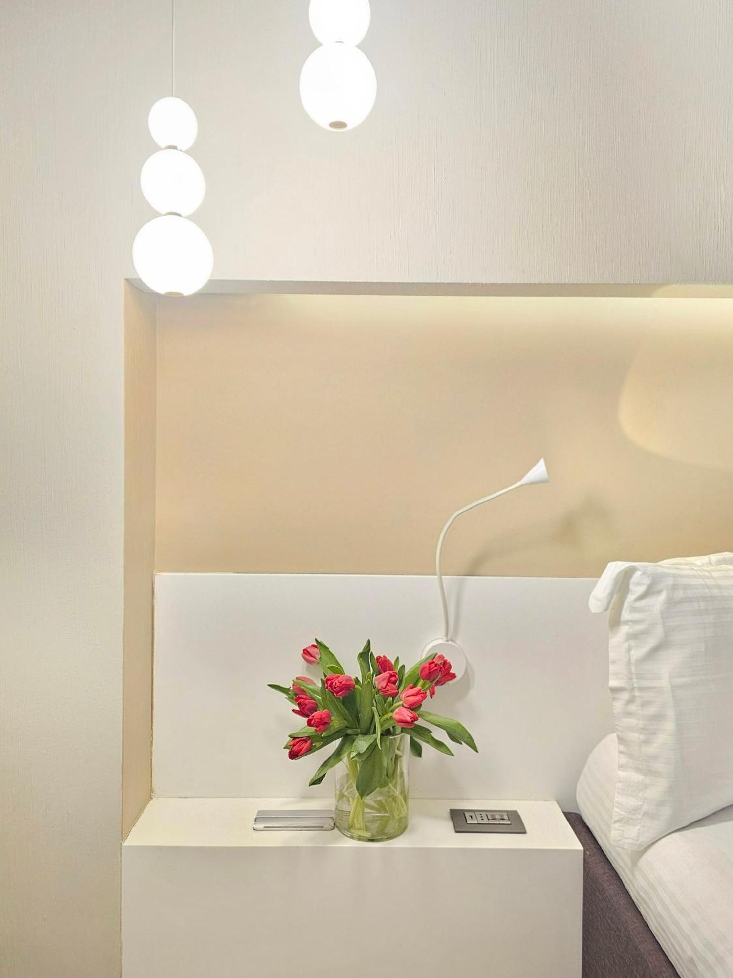 Lake Drive Rooms&Apartments Тирана Экстерьер фото